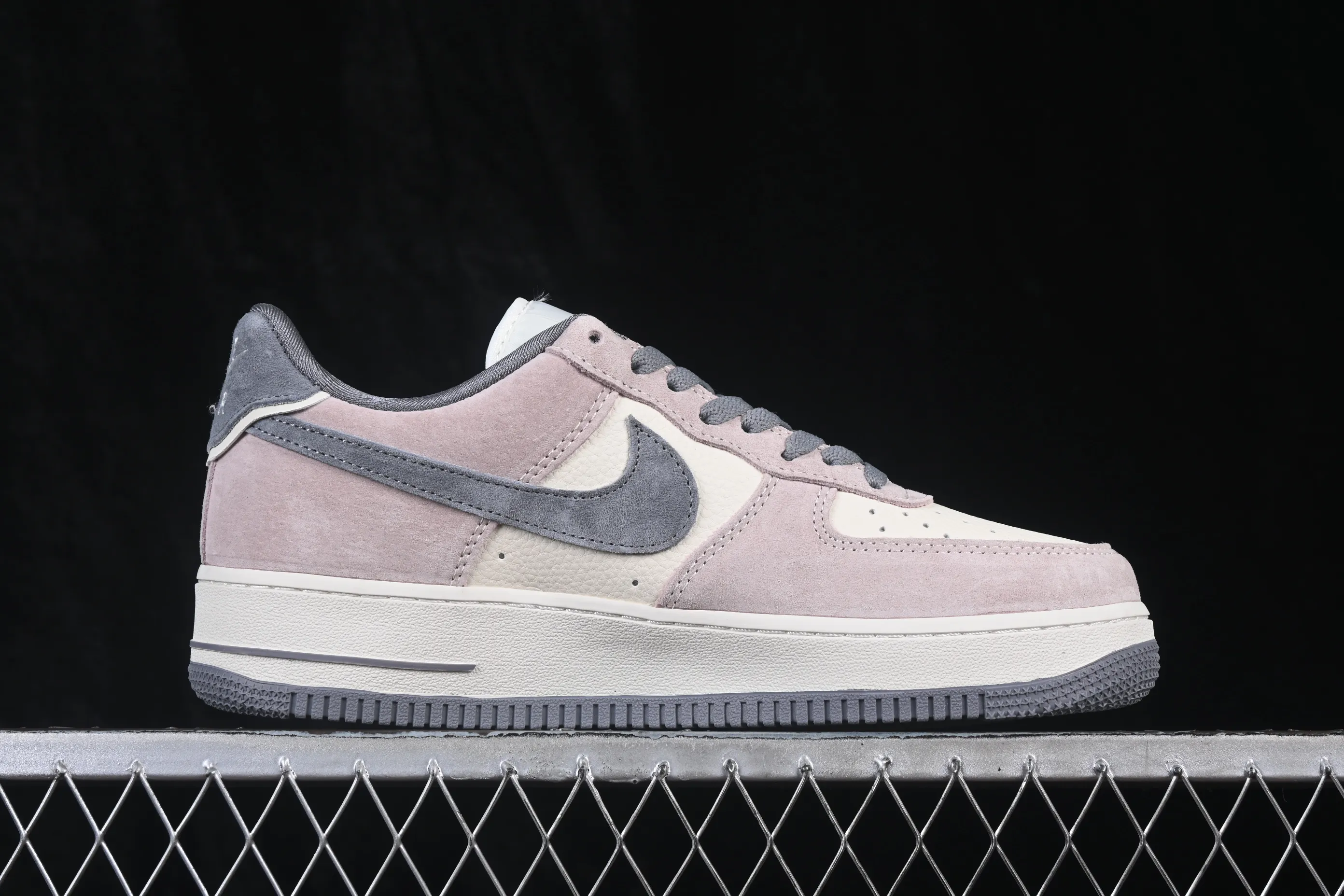 All categories Nk Air Force 1 Air Force series Nk Air Force 1 Low Air Force low-top Nike Air Force 1'07 Low joint model Air Force 1 low-top casual sneakers LF6688-004